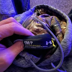 Under armor small gray